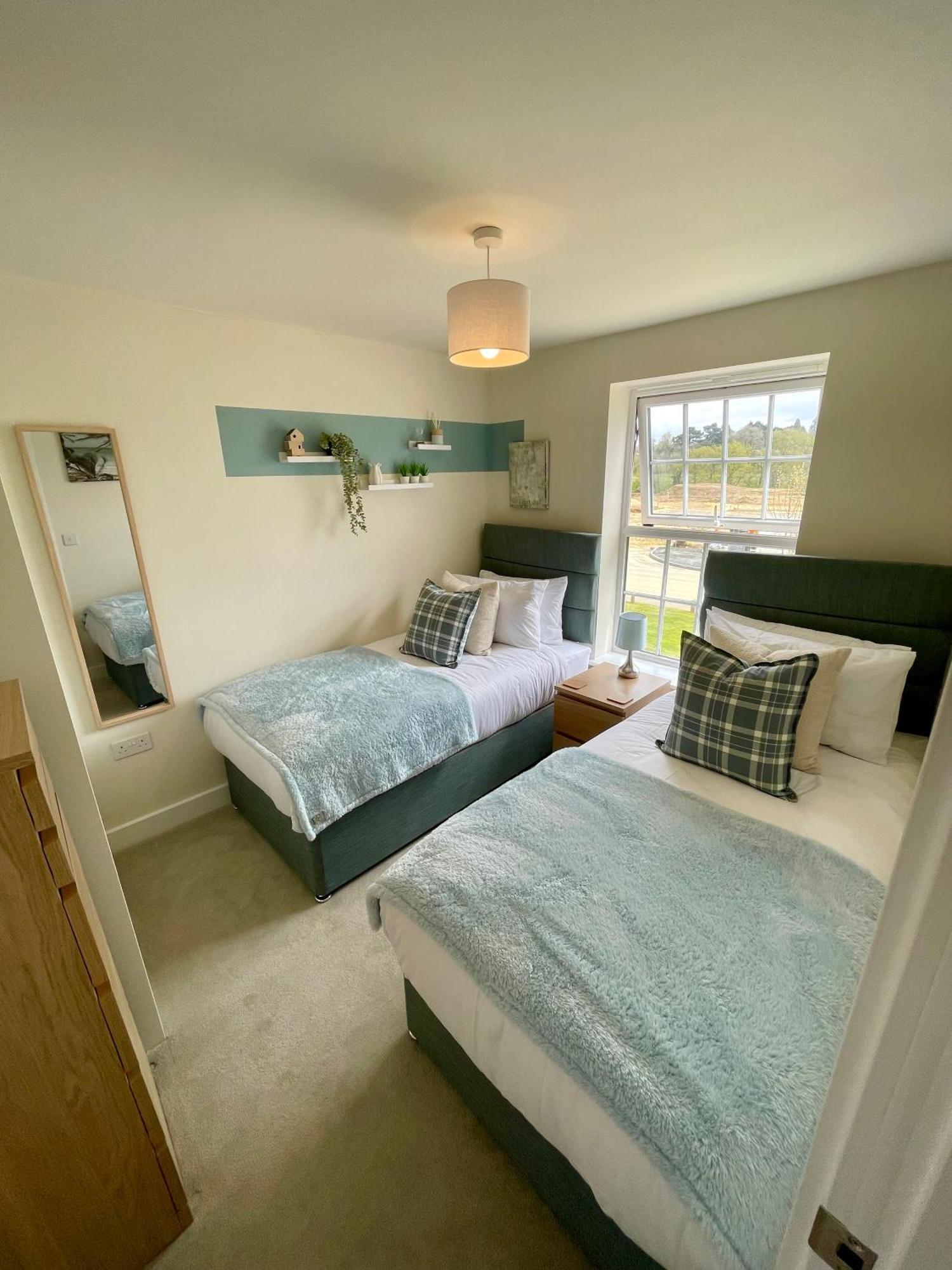 3-Bedroom Luxury Stay With Free Parking Market Harborough Luaran gambar