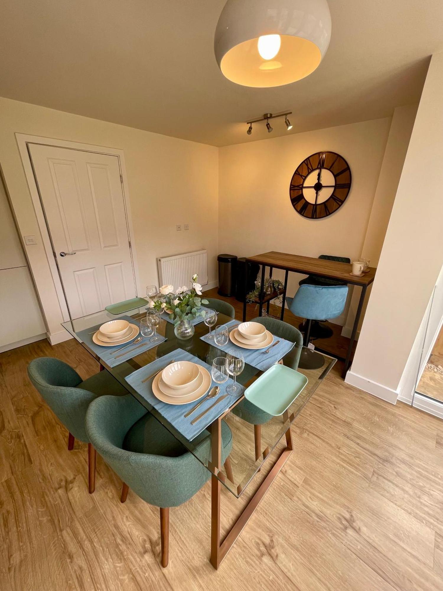 3-Bedroom Luxury Stay With Free Parking Market Harborough Luaran gambar